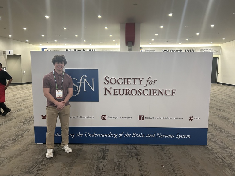 Photo of Riley McCoy at SfN. 