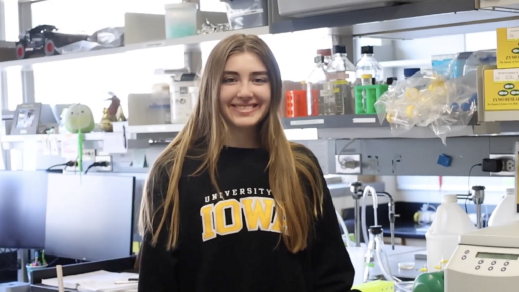 Photo of College of Liberal Arts and Sciences student Allie Orozco, a biology major at the University of Iowa.